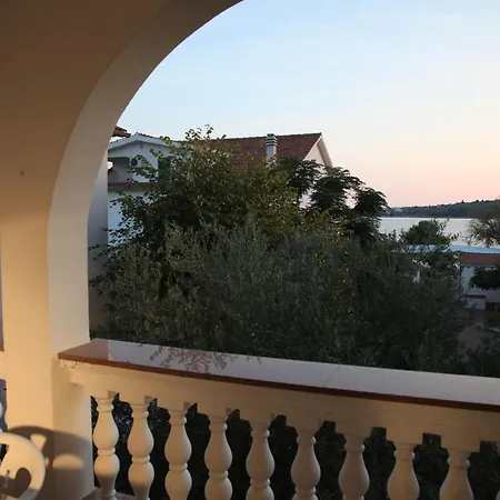 Two Bedroom With Sea View Appartamento Srima